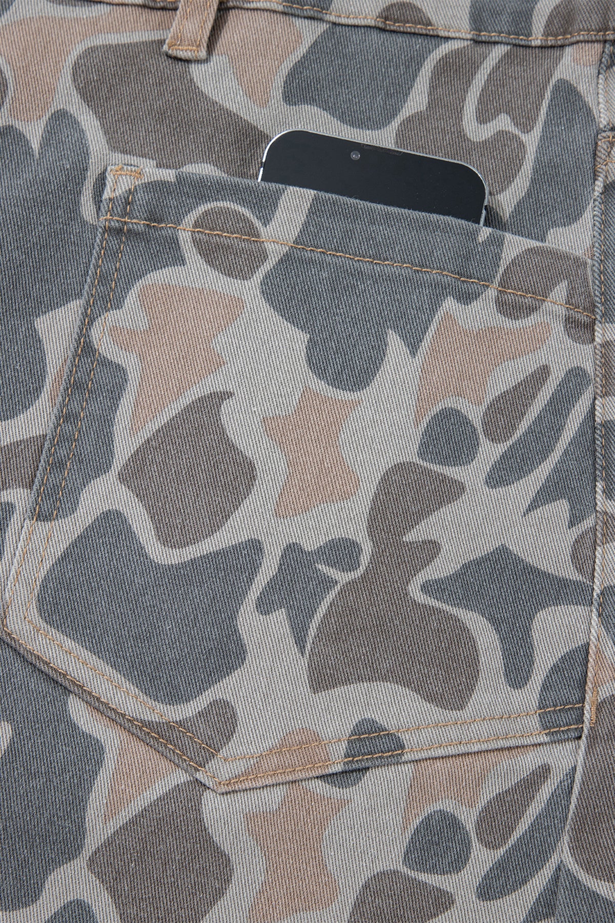 Plus Size Camouflage Print High Rise Barrel Jeans