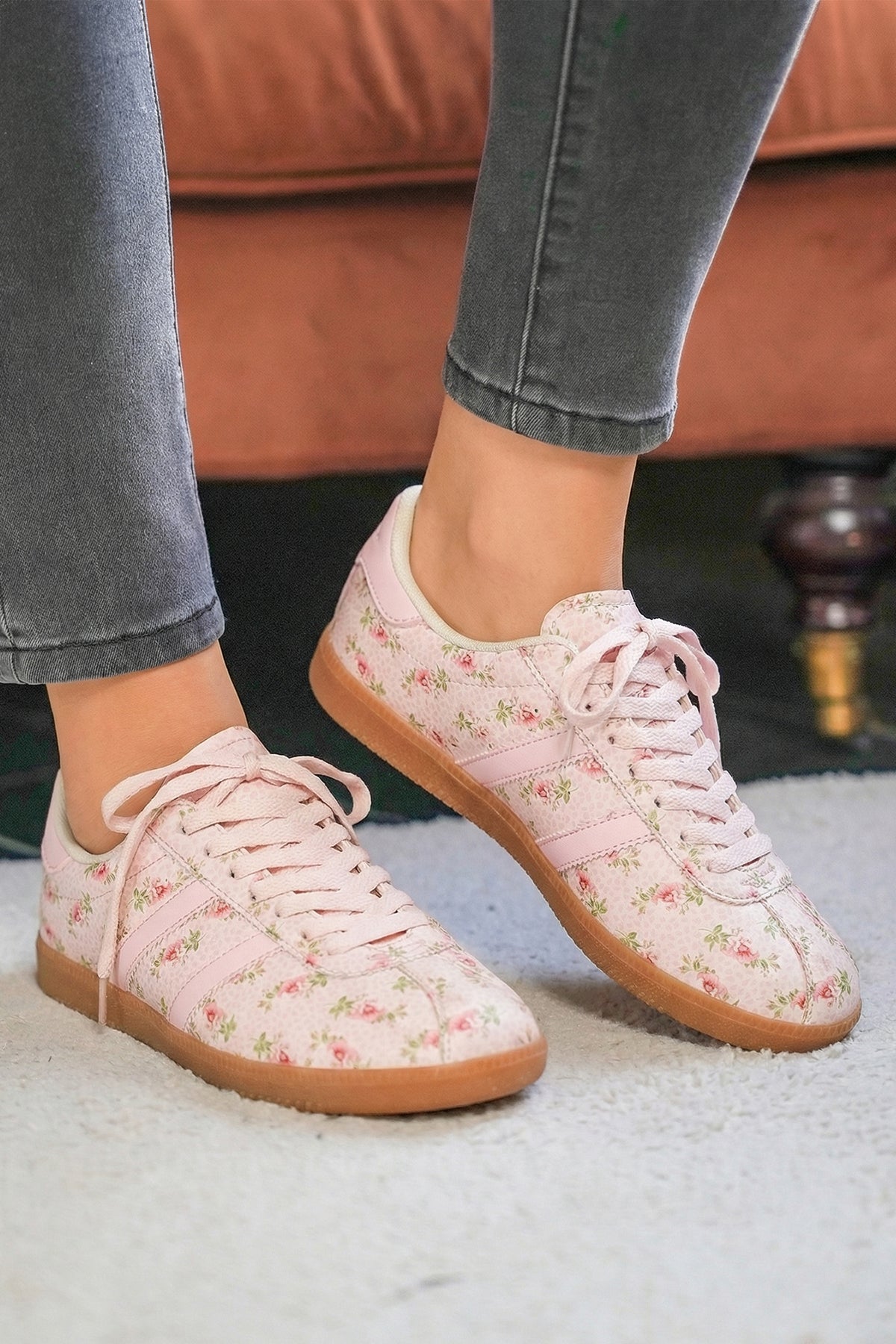 Floral Print Lace-Up Sneakers
