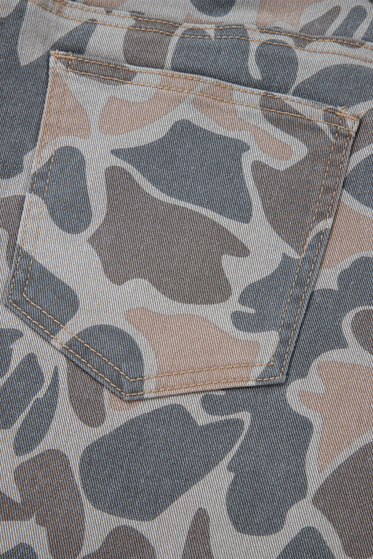 Plus Size Camouflage Print High Rise Barrel Jeans