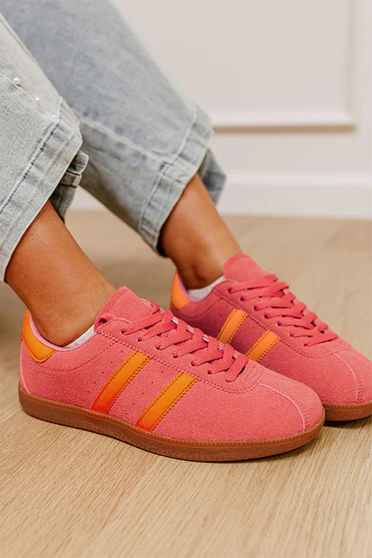 Floral Print Lace-Up Sneakers