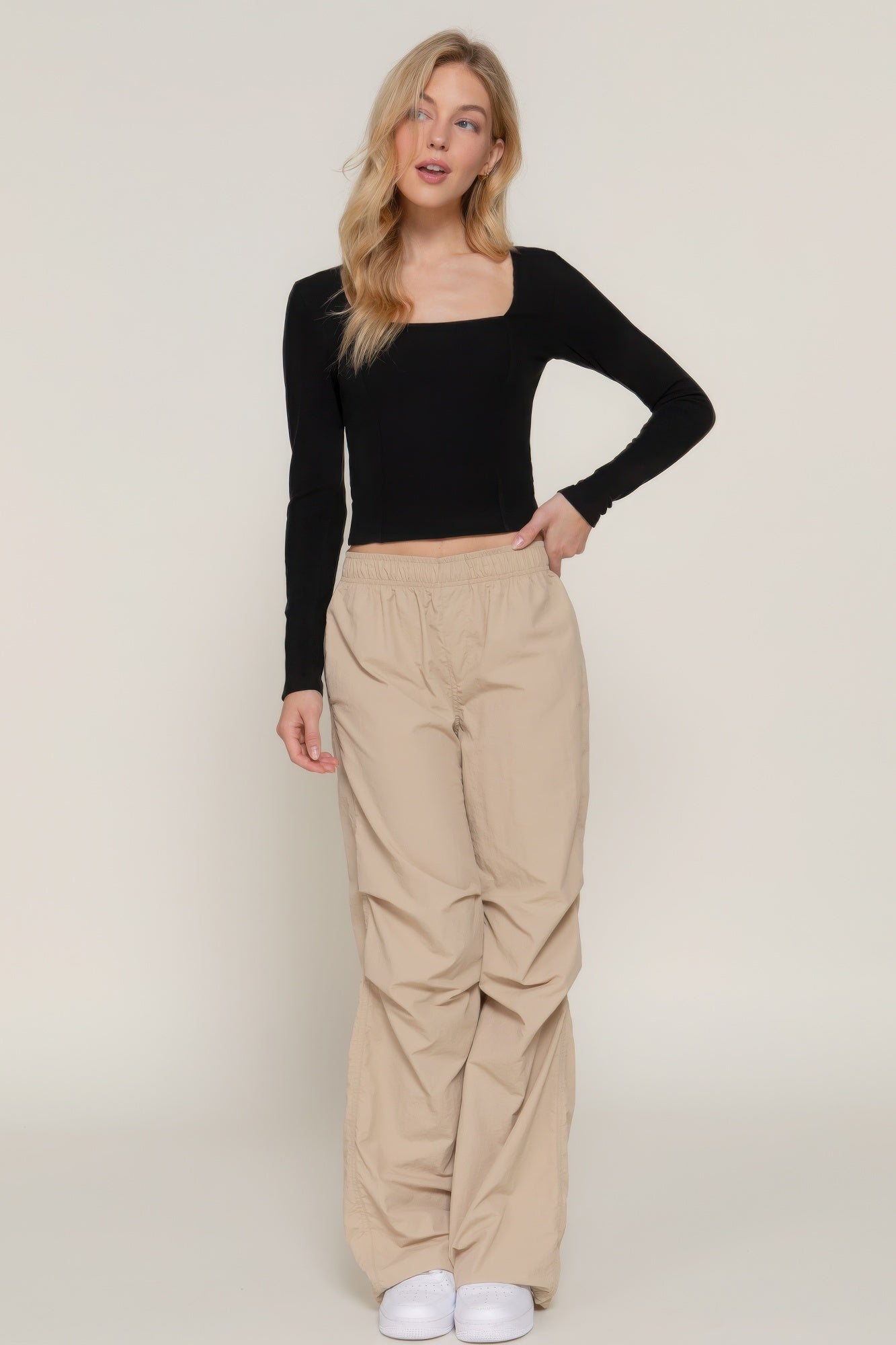 Long slv sweetheart neck seam detail knit top - Little Hearts Desire 