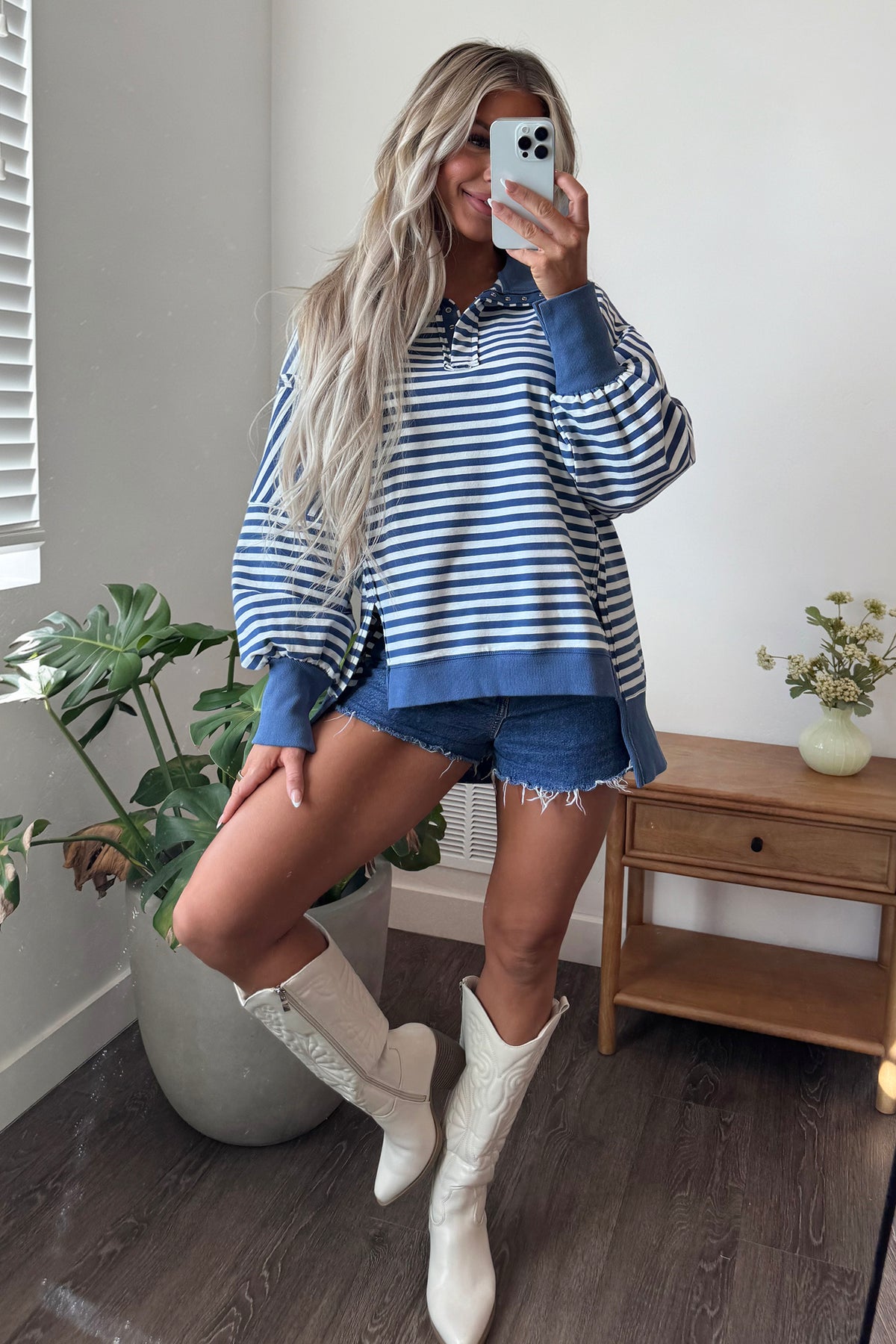 Stripe Color Block Split Hem Pullover Sweatshirt