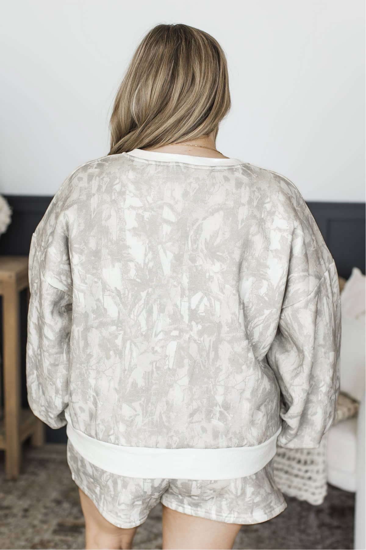 Beige Plus Size Camo Pullover & Shorts Set