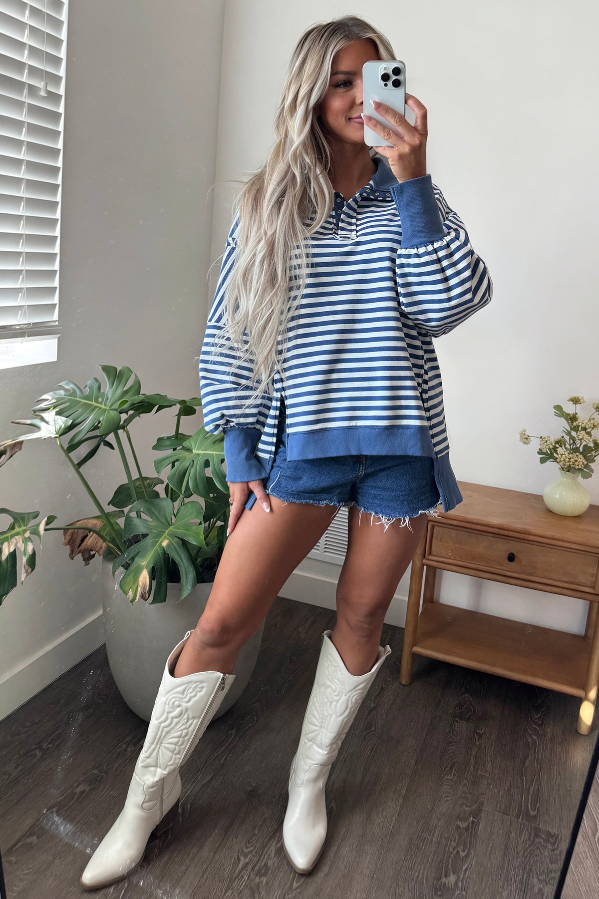 Stripe Color Block Split Hem Pullover Sweatshirt